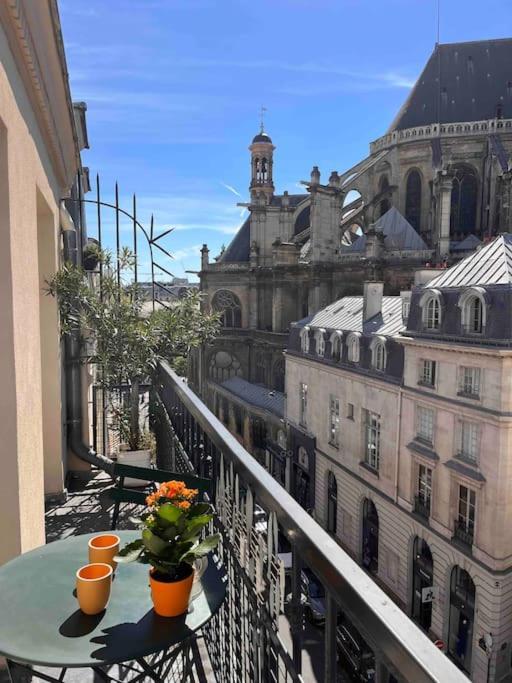Apartment Centre Montorgueuil - Sunny And Stylish Flat